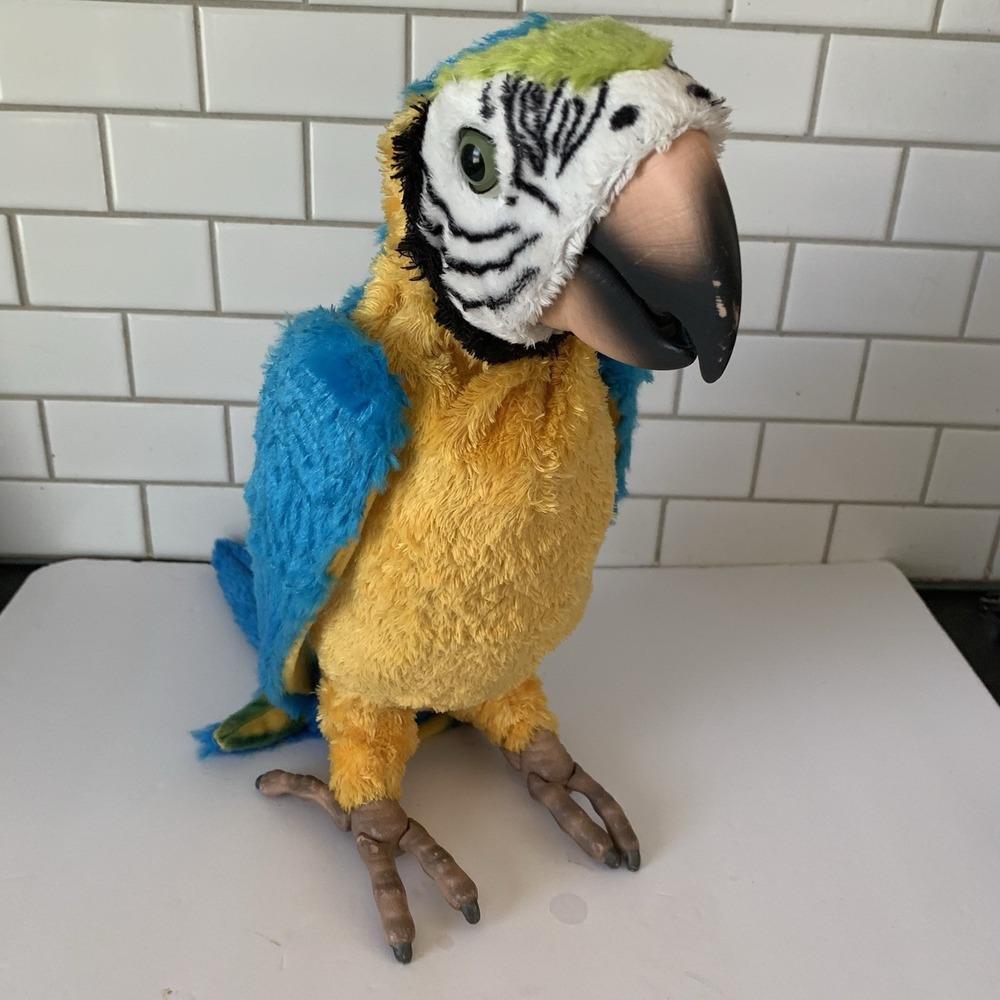 Hasbro FurReal Friends Squawkers McCaw Parrot